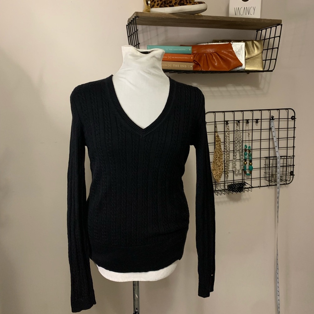 Navy Tommy Hilfiger Cable knit sweater (L)